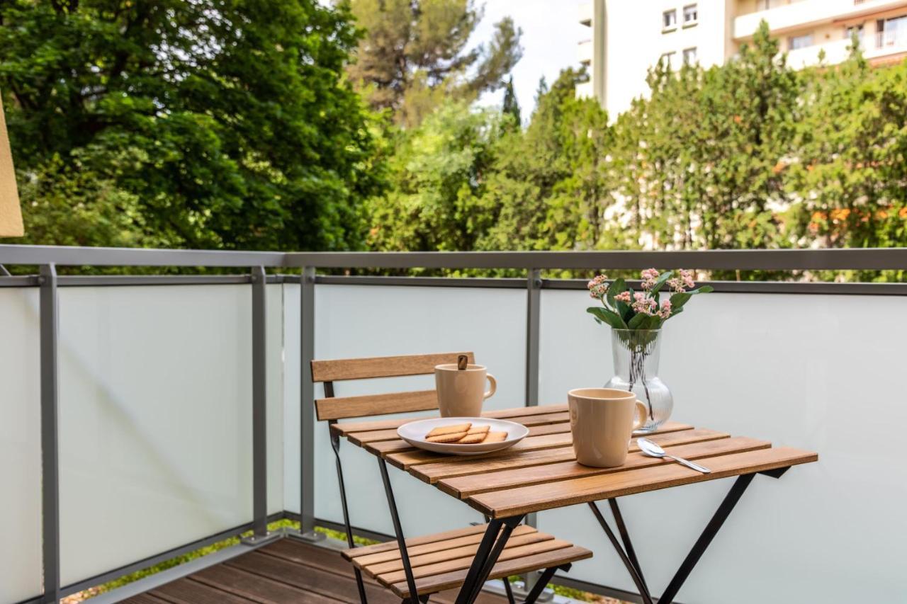 Ovelia Montpellier - Les Balcons De Montcalm Apartment Exterior photo